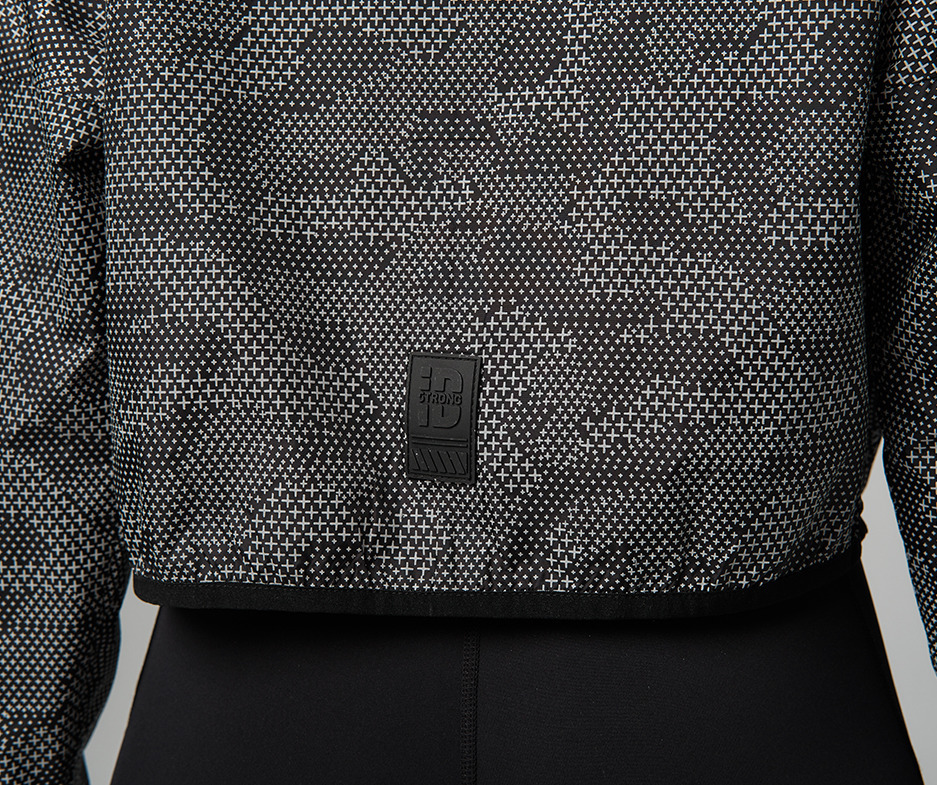 white 3 windbreaker jacket